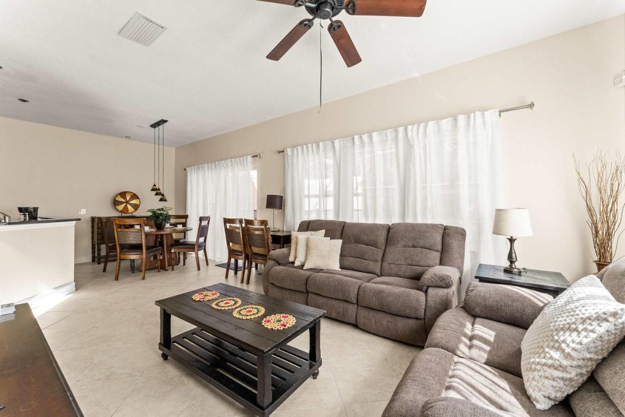 Palm Tree in Paradise - 10ppl - Chambres d'hôtes Kissimmee