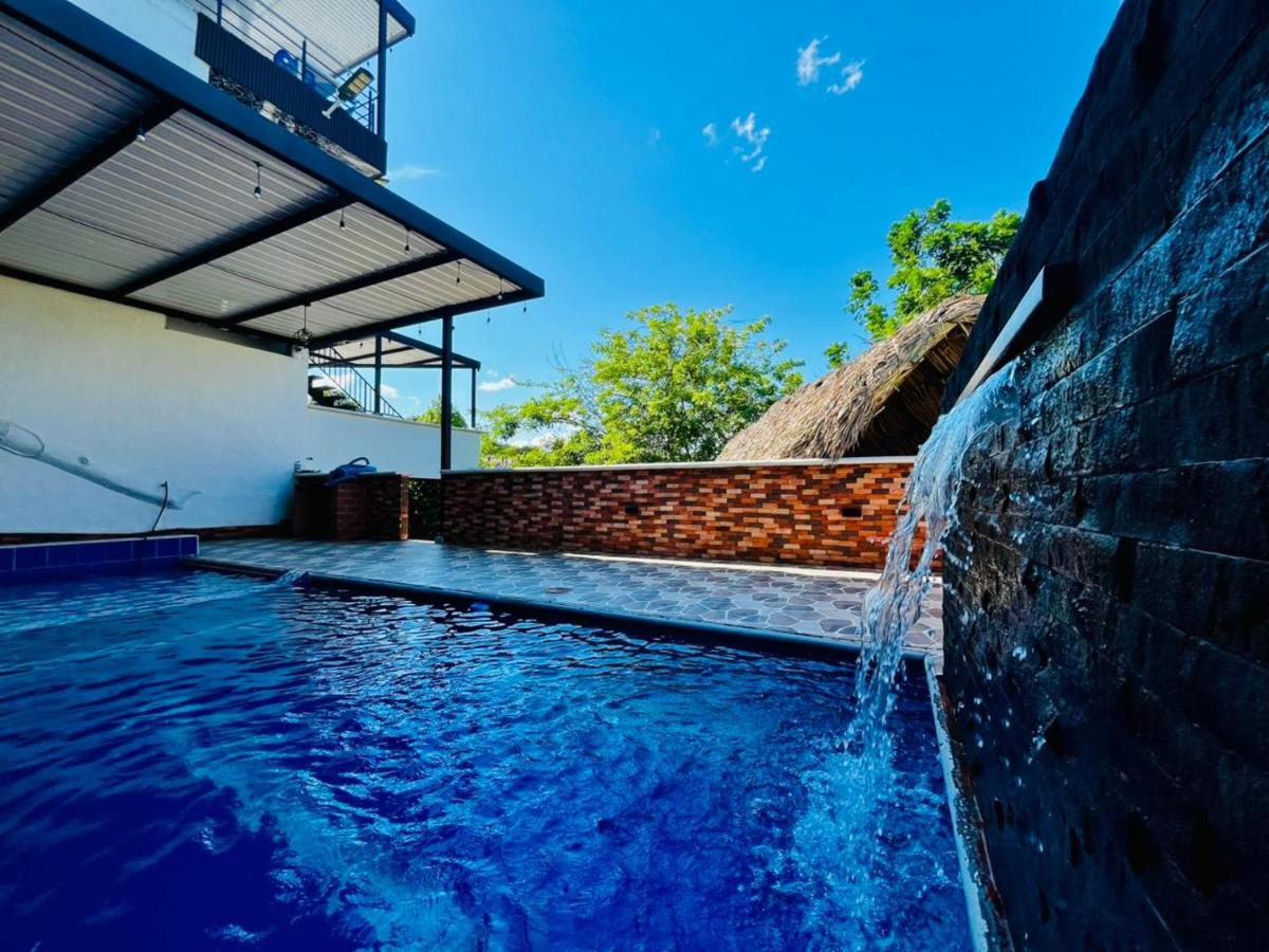 Villa Paraíso Nápoles - Chambres d’hôtes Doradal