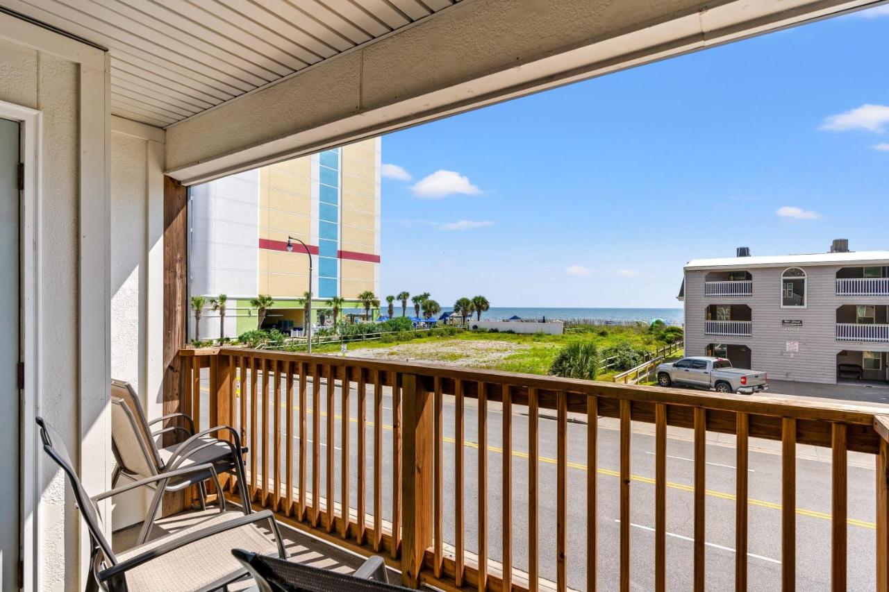 Ocean Terrace D1 - 2nd Row - Cherry Grove Section - Bed and Breakfast Myrtle Beach