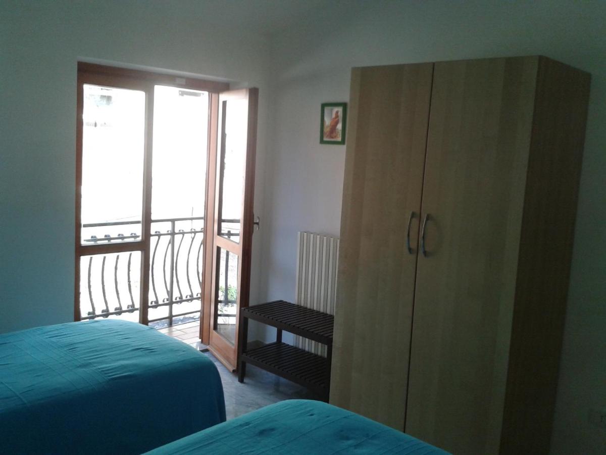 Tweepersoonskamer met 1 of 2 Bedden en Balkon
