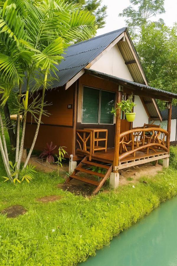 Bungalow Estándar con ventilador