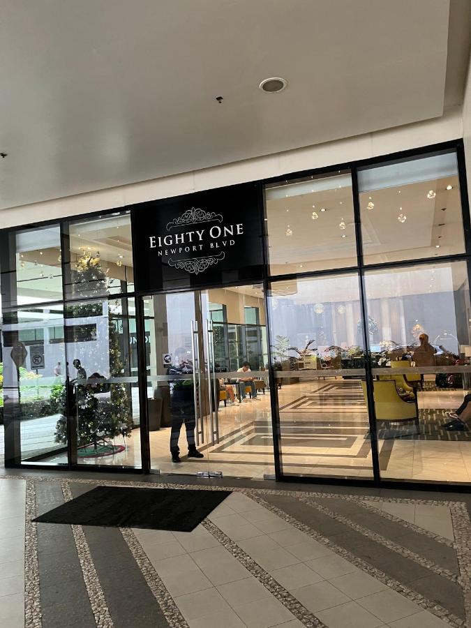 Relaxing Pasay Retreat Pool, WiFi & Gym Access - B&B Manila