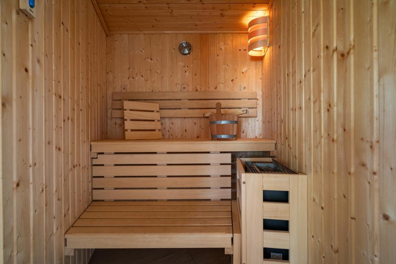 Kugelhaus Chiara - Helles Naturrefugium in Kugelform am Tollensesee - Ferienwohnung Penzlin