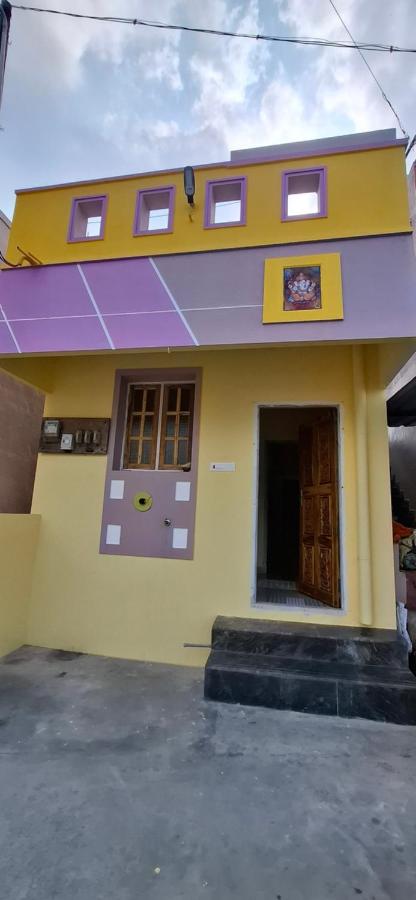 A J Home Stay - B&B Tiruvannamalai