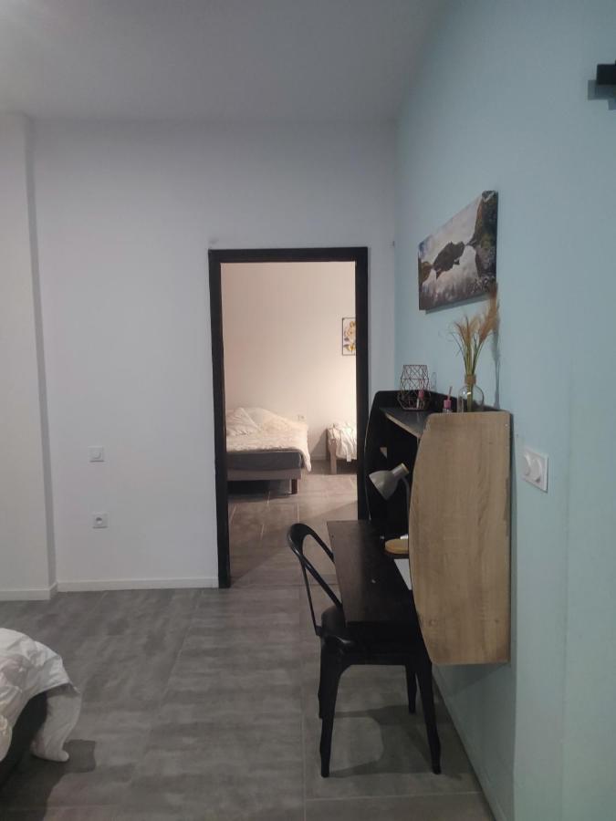 chambres dans maison vigneronne - B&B Peyriac-de-Mer