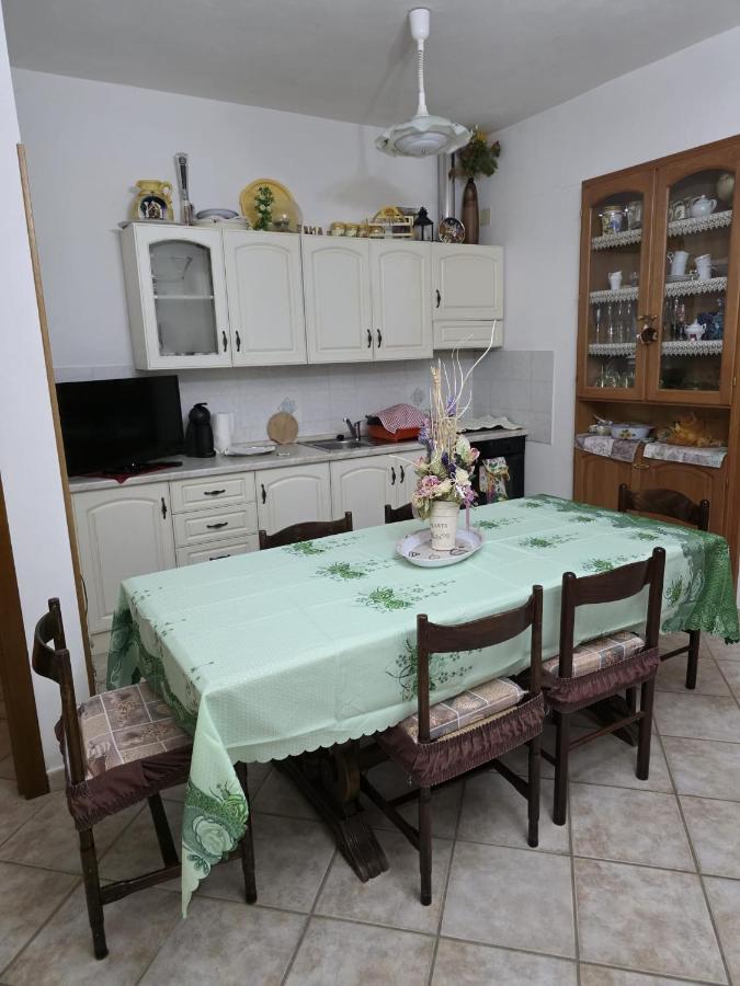 Lucia's House - B&B Iglesias