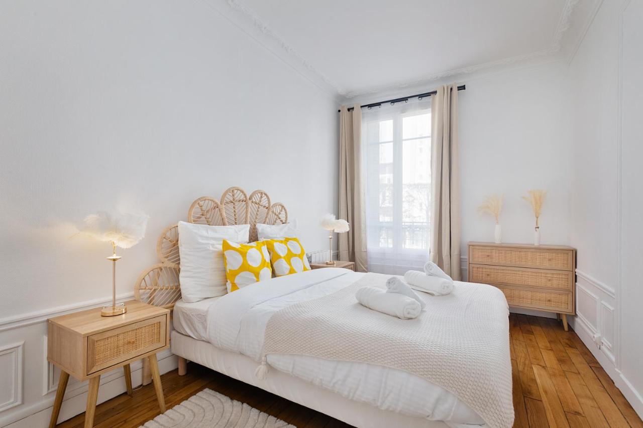 3P Cosy proche Paris La Défense Fondation LV - B&B Suresnes