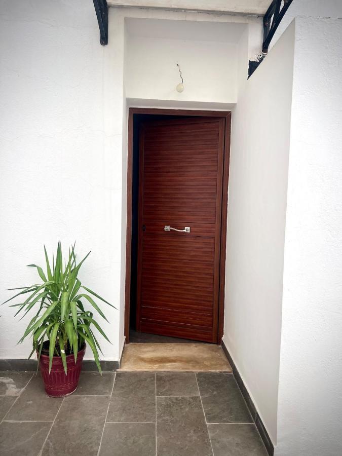 À côté du parc saada la marsa - B&B La Marsa