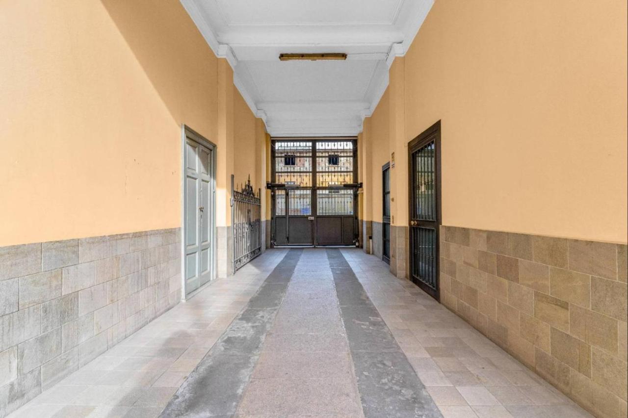 Modern apartment - strategic position for Duomo, Linate and Central station in 20 minutes - Chambres d'hôtes Milan