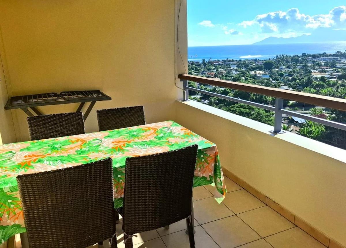 Moenava Lodge - F2 Cozy & Stylé - Moorea View & Pool - B&B Punaauia