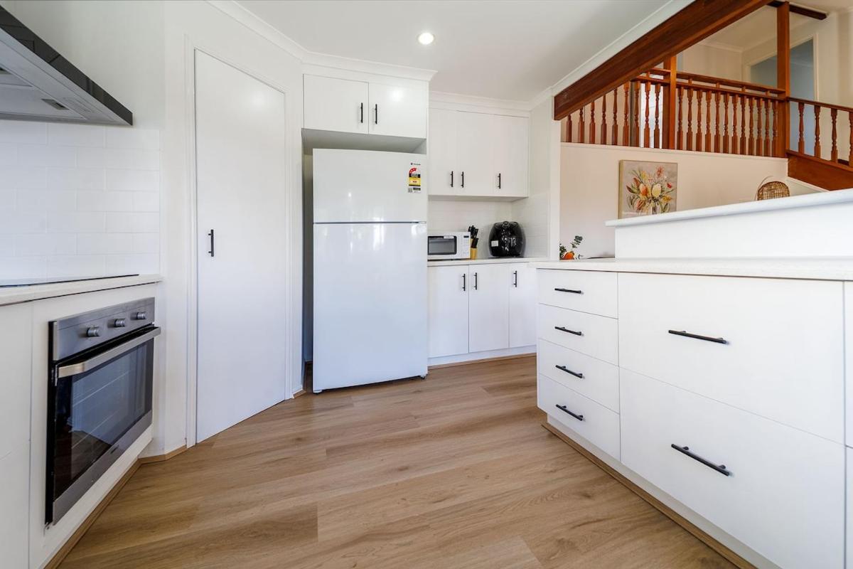 Scarness Spacious Home with Pool - Ferienwohnung Scarness