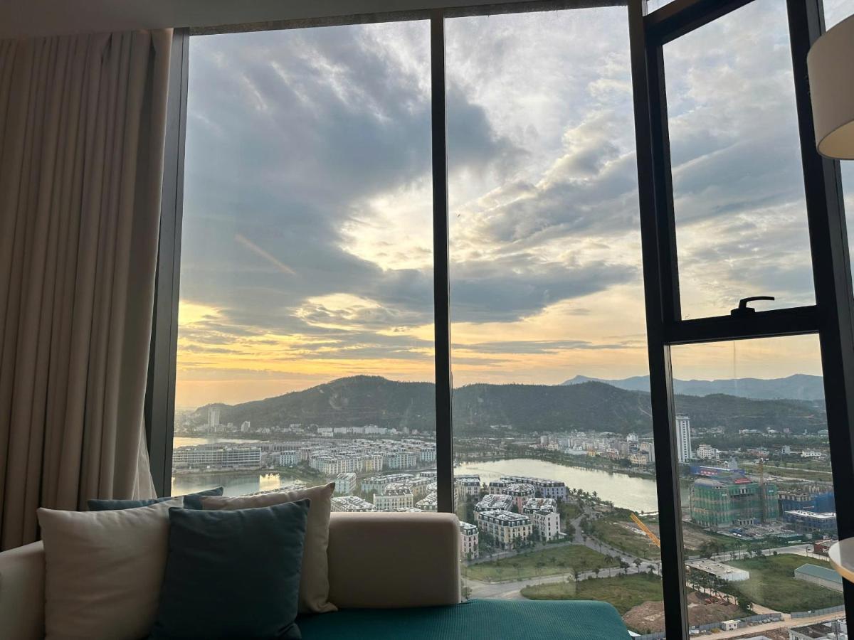 A la carte Hạ Long Bay - B&B Ha Long