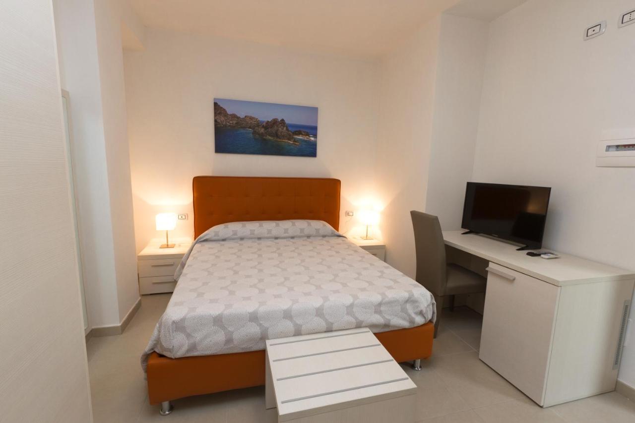 Doppelzimmer mit Patio