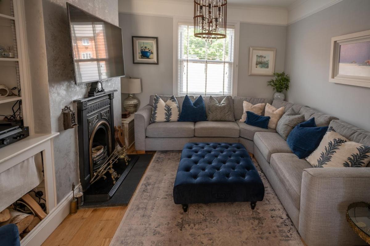 The Beach House - B&B Exmouth