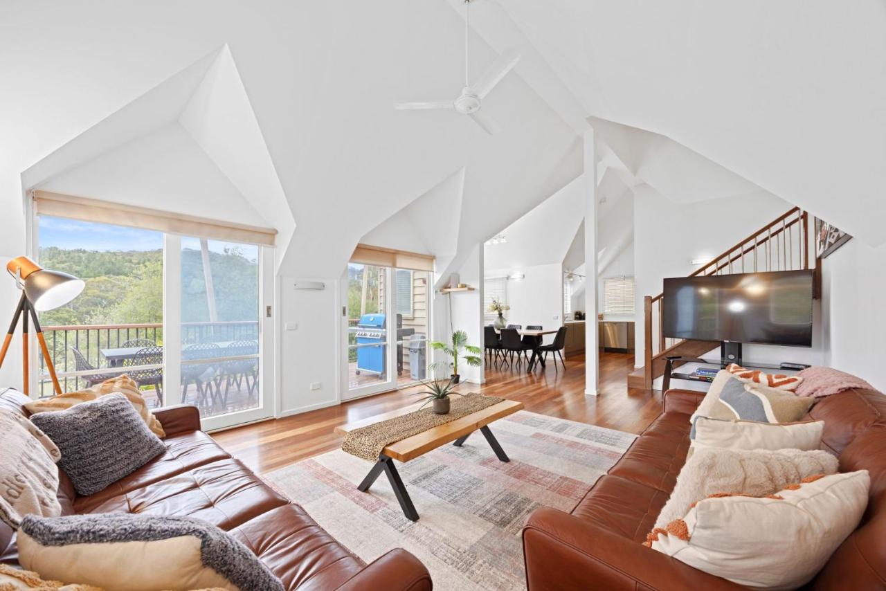 Jarrah Lodge - Sleeps 10 - Merrijig - B&B Merrijig