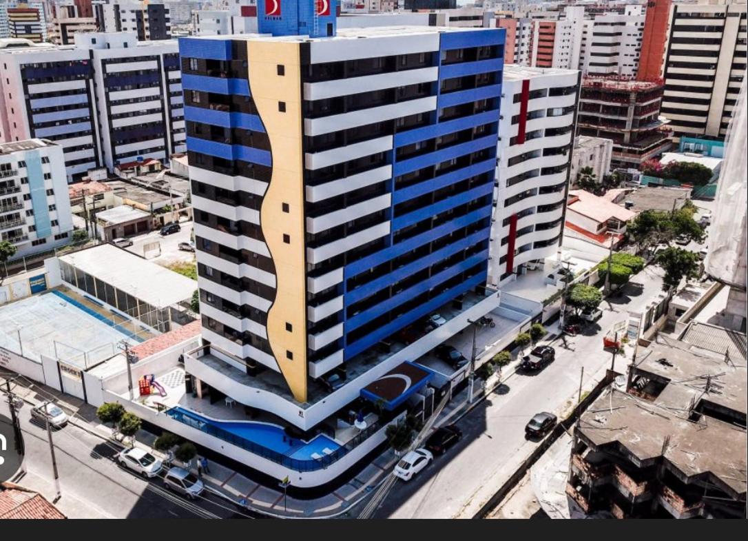Edifício pinot noir , 2 quarto a 150 m da praia de Pajuçara - B&B Maceió