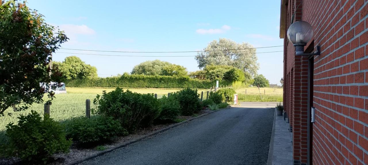 Big & charming loft with wonderful views - Chambres d’hôtes Gavere