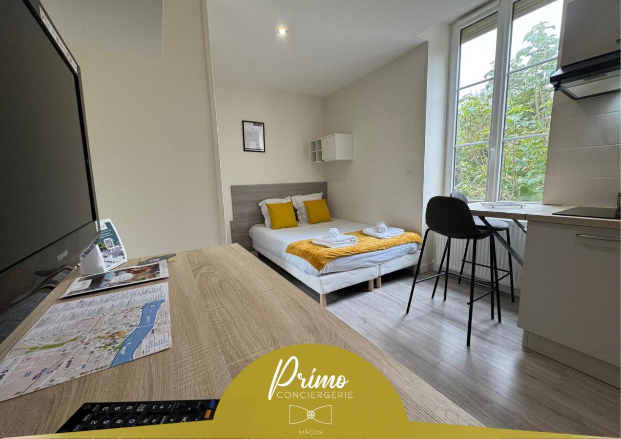 Appartements - Free Parking - Hôtel Entre les 2 Roches - B&B Prissé