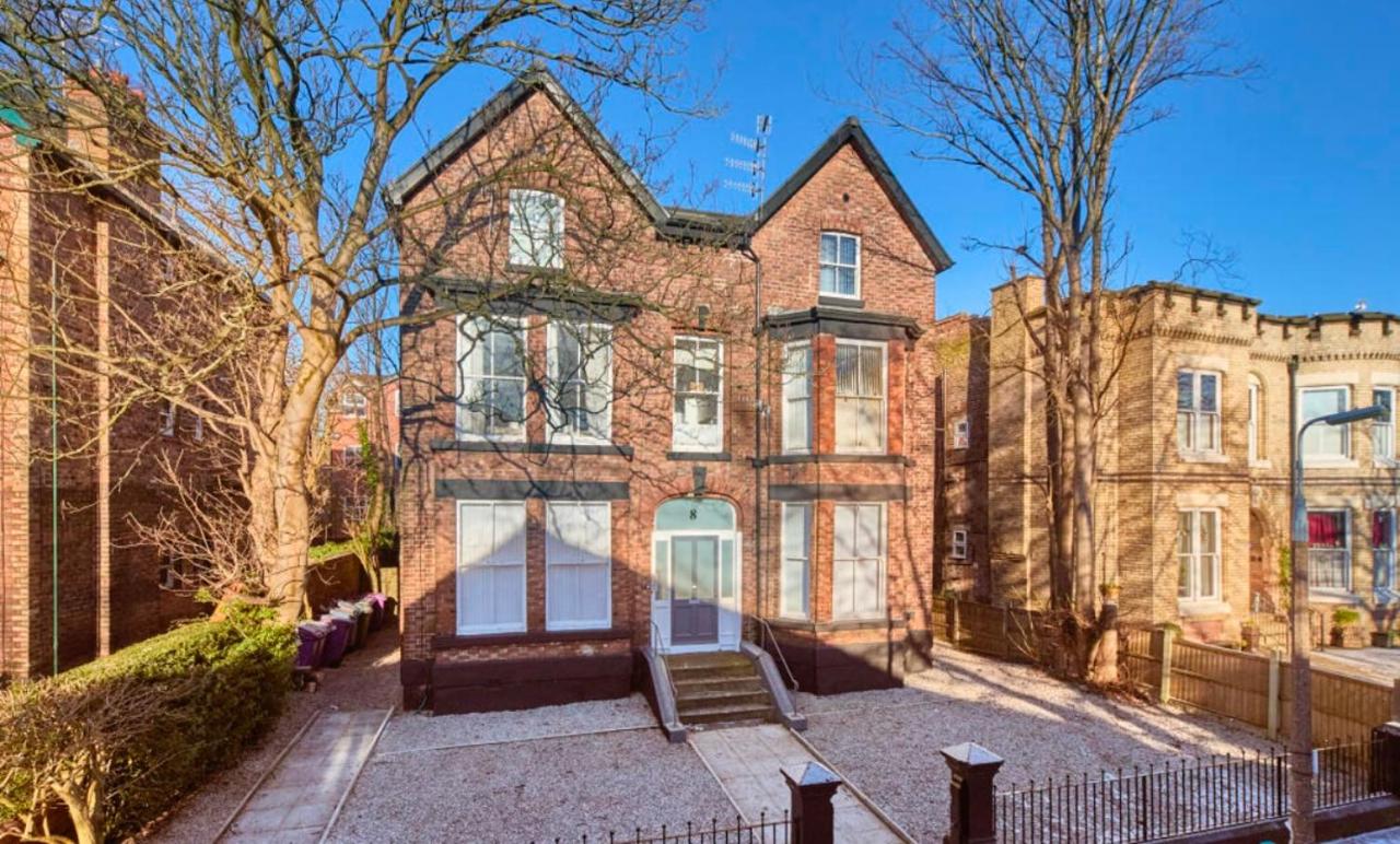 NO 4 at MANNERING, LARGE 1 BED NEAR SEFTON PARK - B&B Liverpool