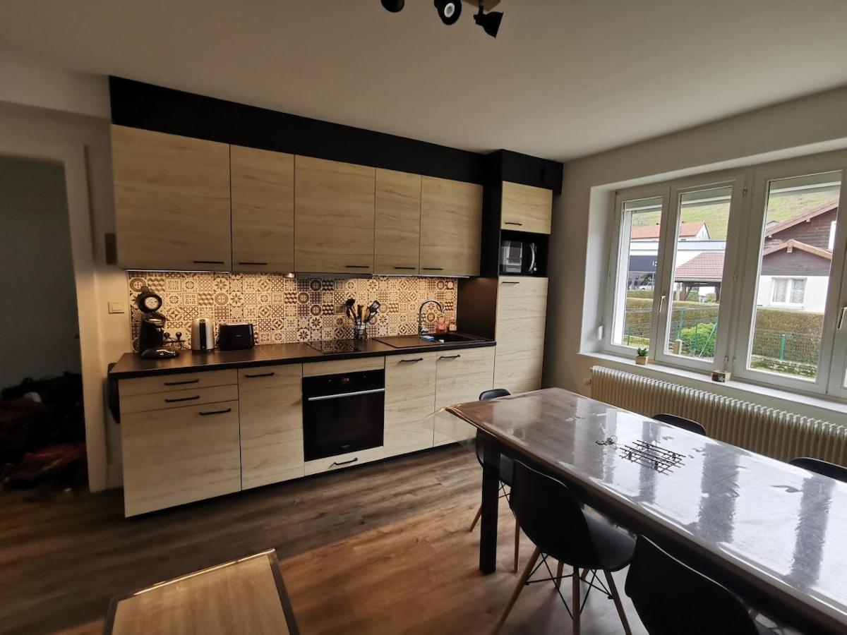 Appartement nid douillet 3 étoiles au centre ville de la Bresse - B&B La Bresse