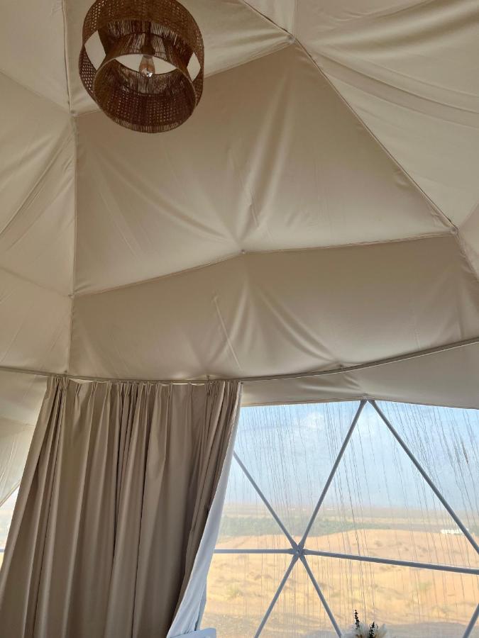Private VIP Tent in the Desert - B&B Al Ḩawīyah