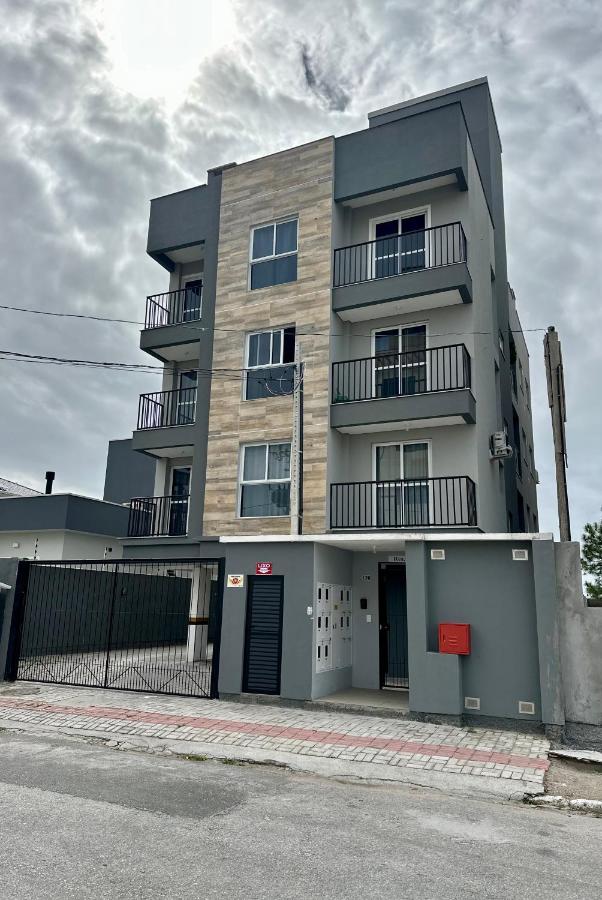 Apartamento NOVO e moderno em palhoça - Bed and Breakfast Palhoça