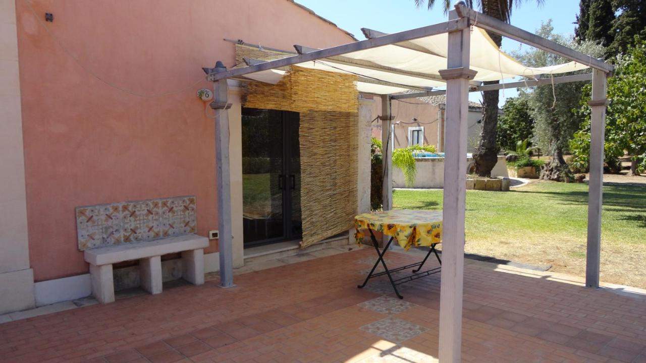 Camera King con Vista Piscina 