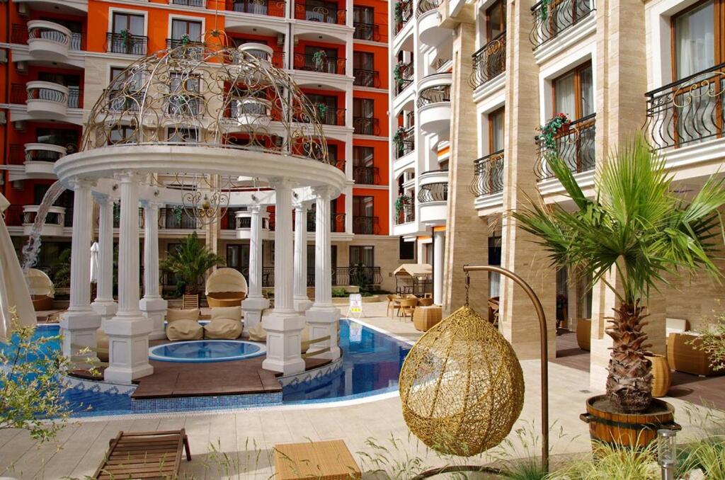 Harmony Palace Apartcomplex - B&B Slanchev Bryag
