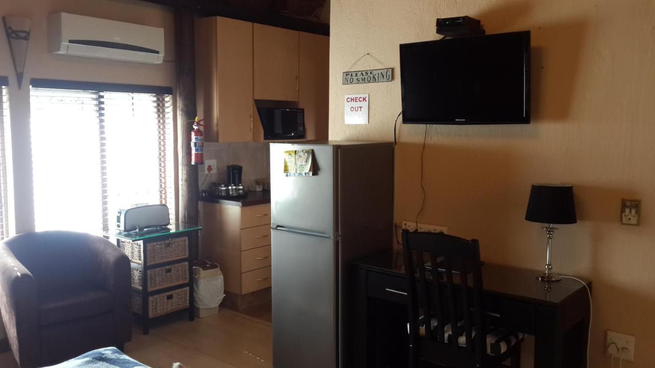 Queen Room - Disability Access