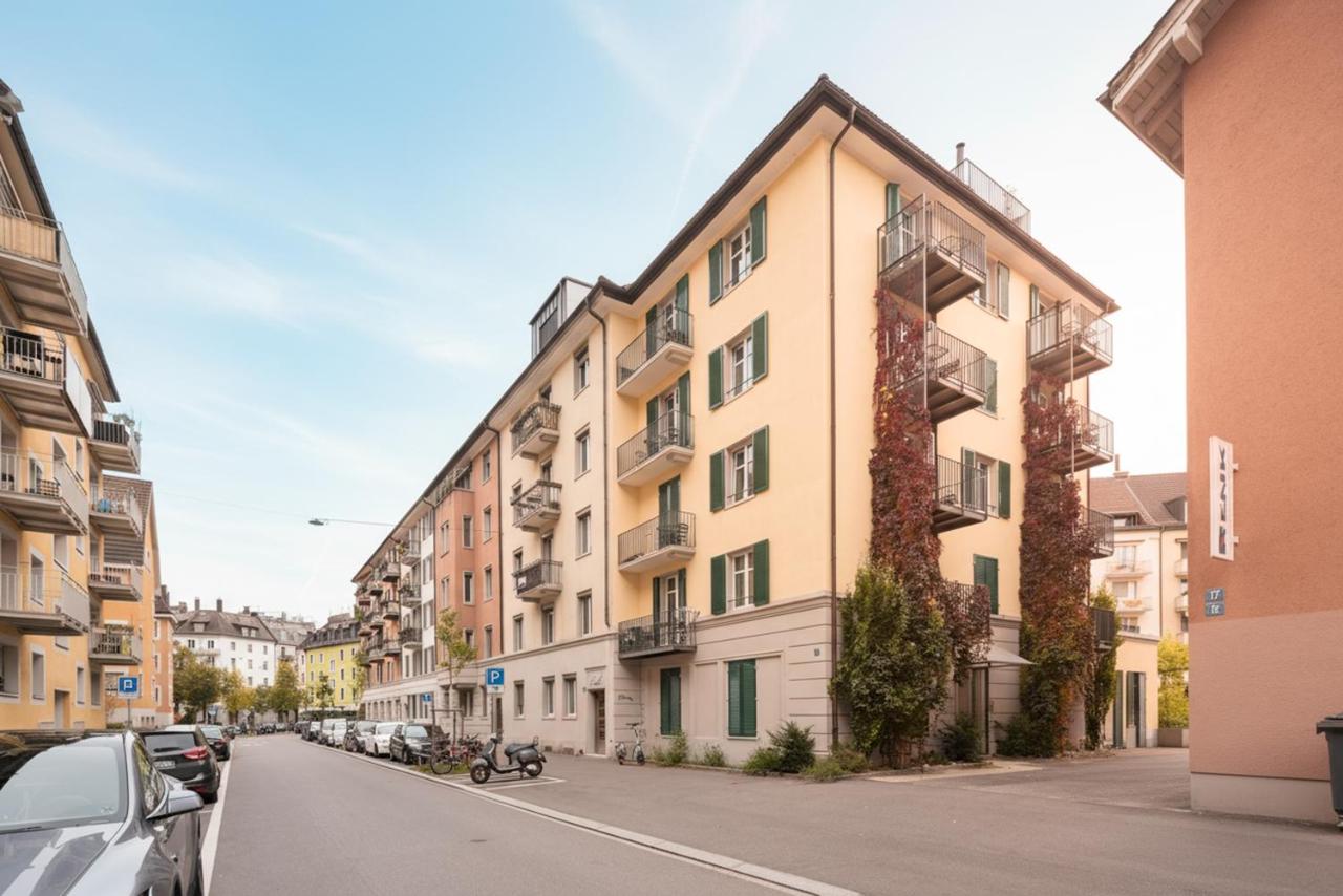 STAYY Nº7 Suites & Studios -Self Check-in - B&B Zurich