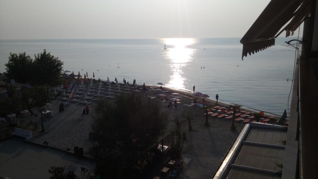 Studio Just On The Beach - Bed and Breakfast Paralía