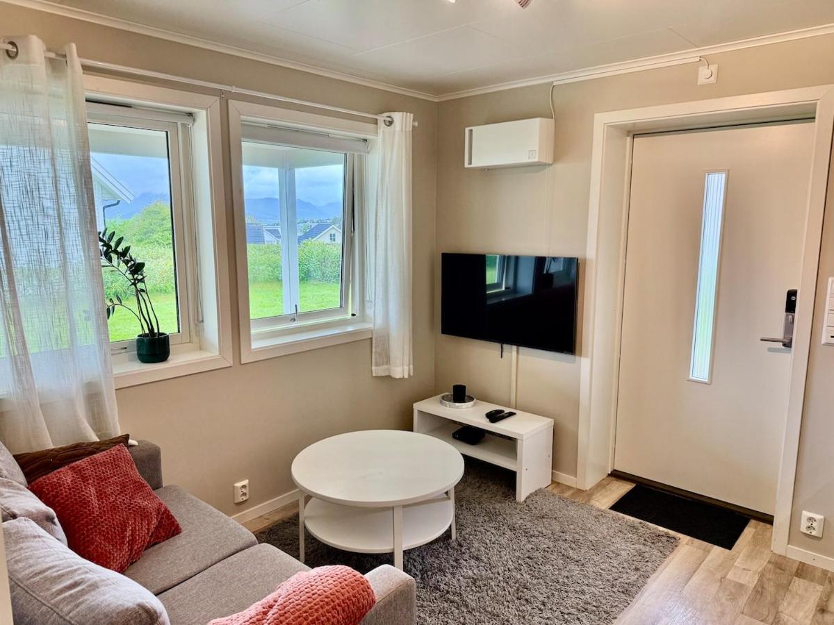 Smal apartment - B&B Festvåg