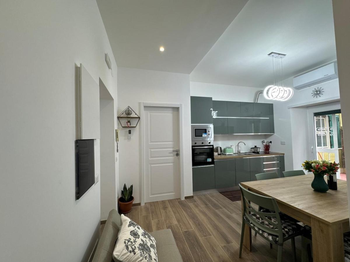 Jacuzzi-Garden Double EnSuite WiFi AC Near Metro - B&B Rome