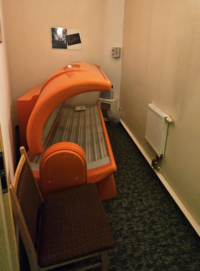 Einzelzimmer mit eigenem Bad