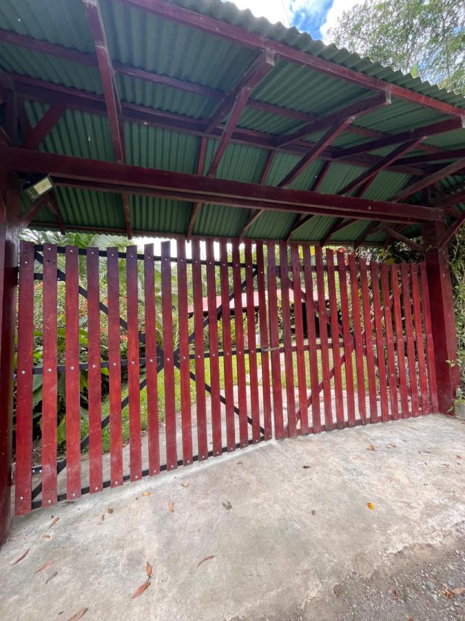 Cocles House - Bed and Breakfast Talamanca