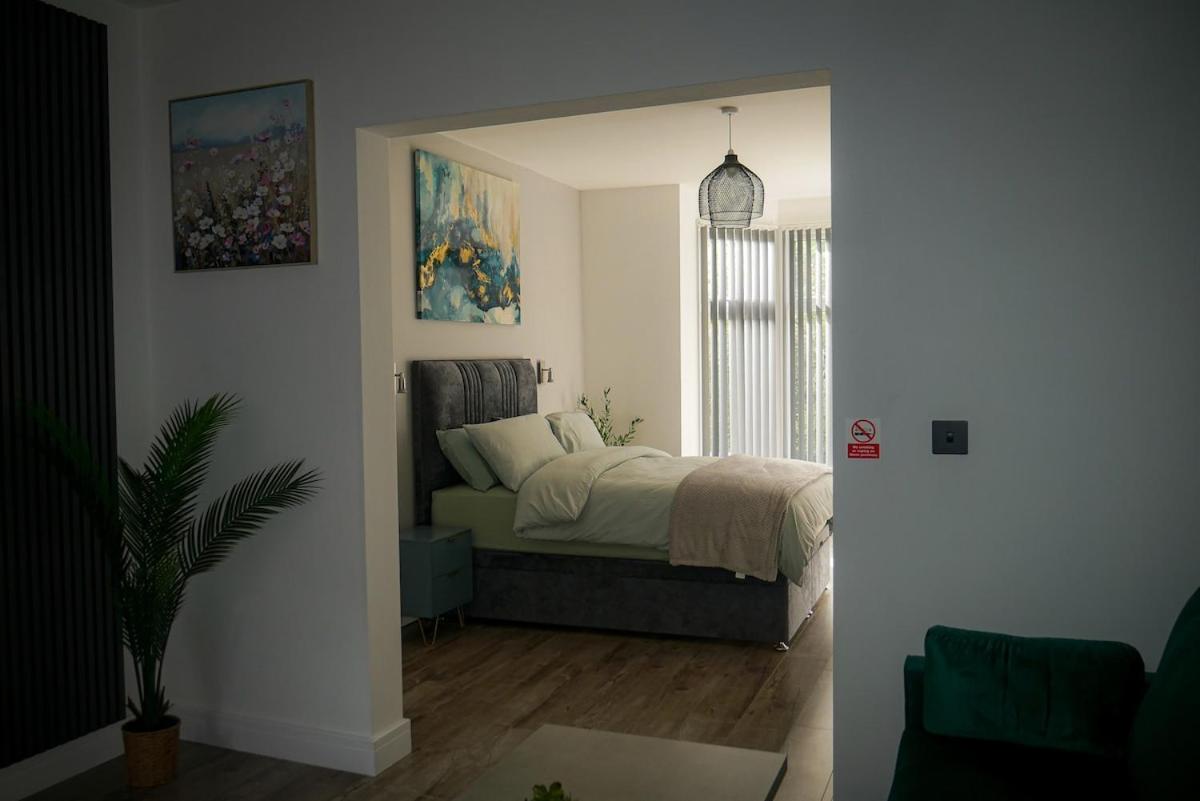 Northern Apartments - Brand new 1 bedroom apartment - B&B Wincobank