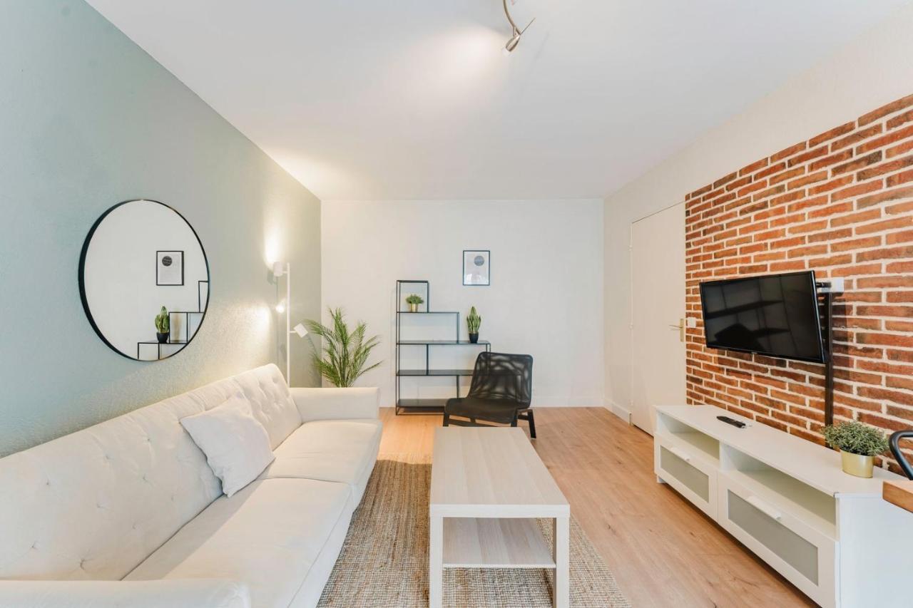 Fully-equipped apartment near the center of Lille - Chambres d'hôtes Lille