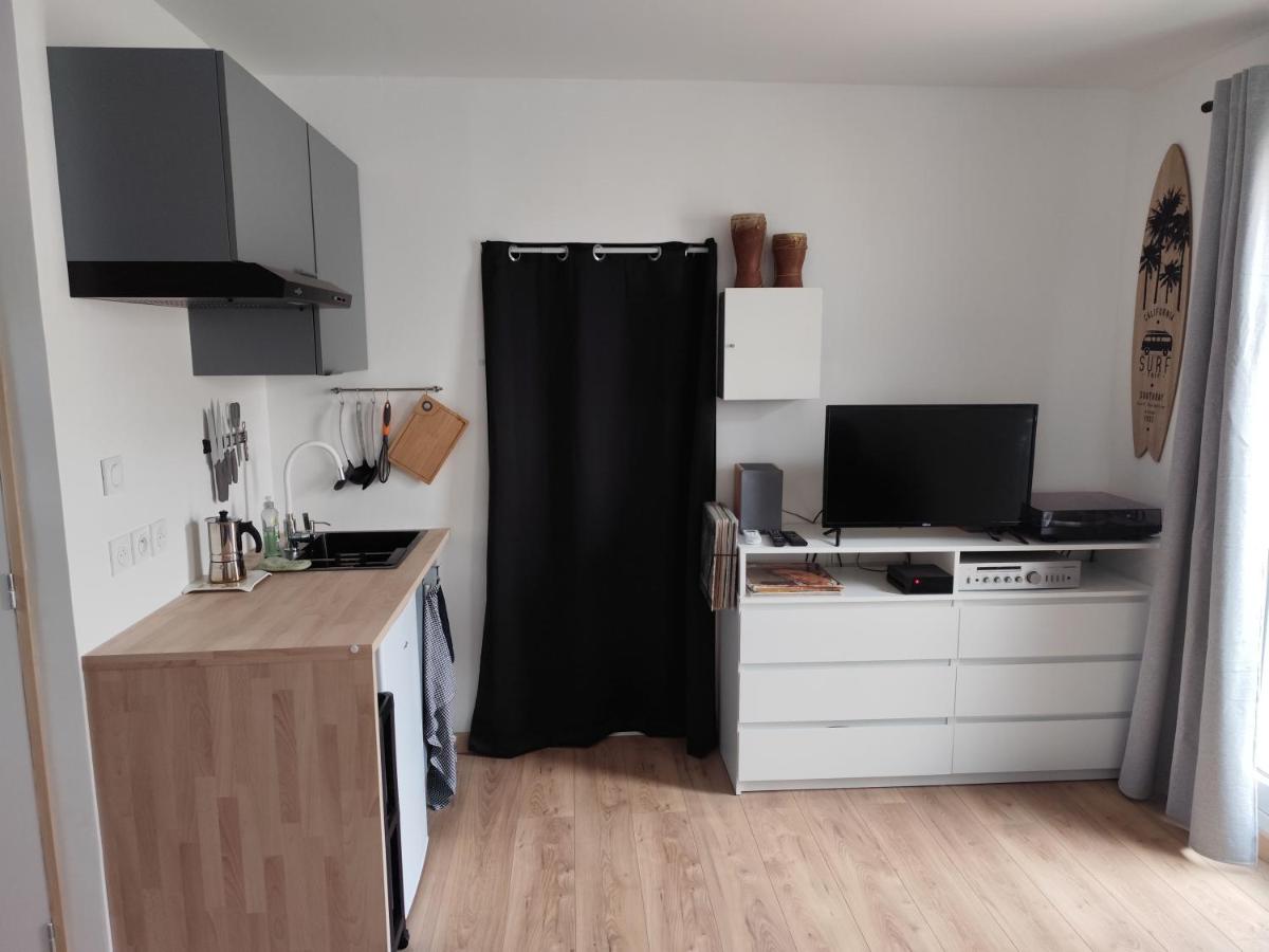 Charmant studio indépendant en RDC chez Cyril et Stéph - Ferienwohnung Millas
