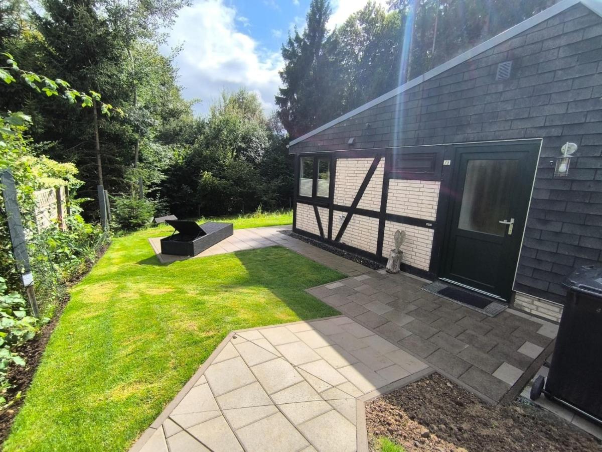 Ferienhaus "WaldLust" - Waldrandlage - Haustierfreundlich - B&B Gerolstein