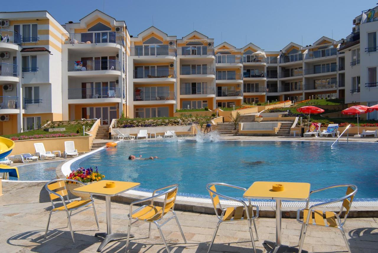 Apartments in Complex Panorama - B&B Sozopol