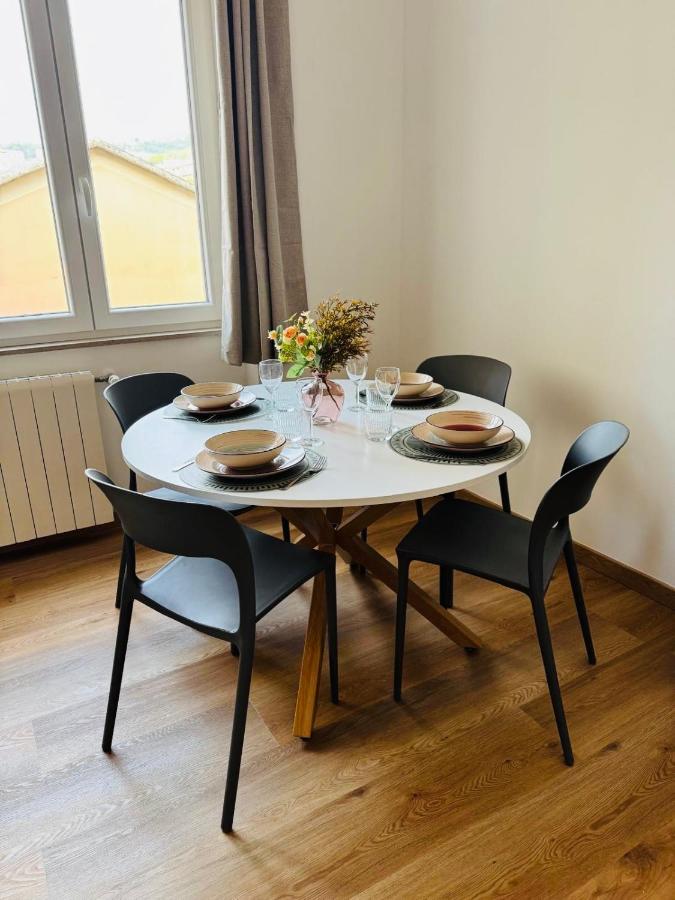 One-Bedroom Apartment with Balcony