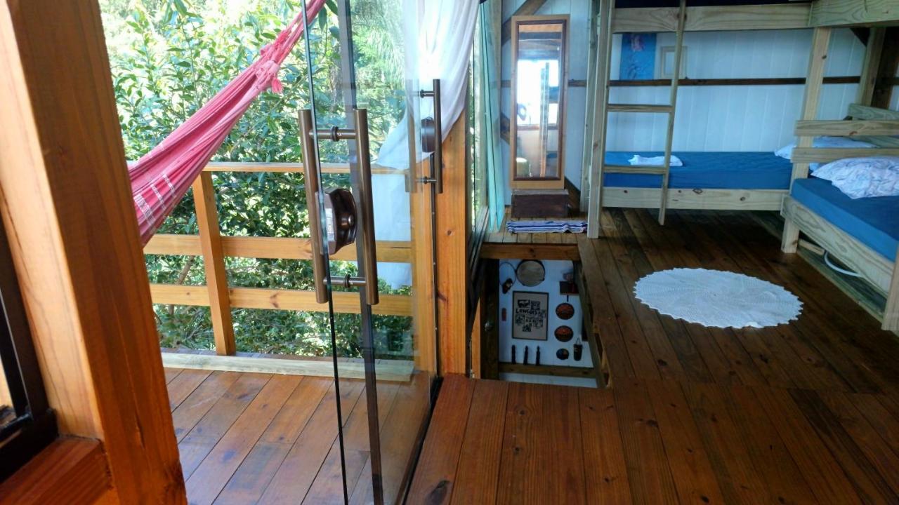 Dormitorio Misto con 8 Letti