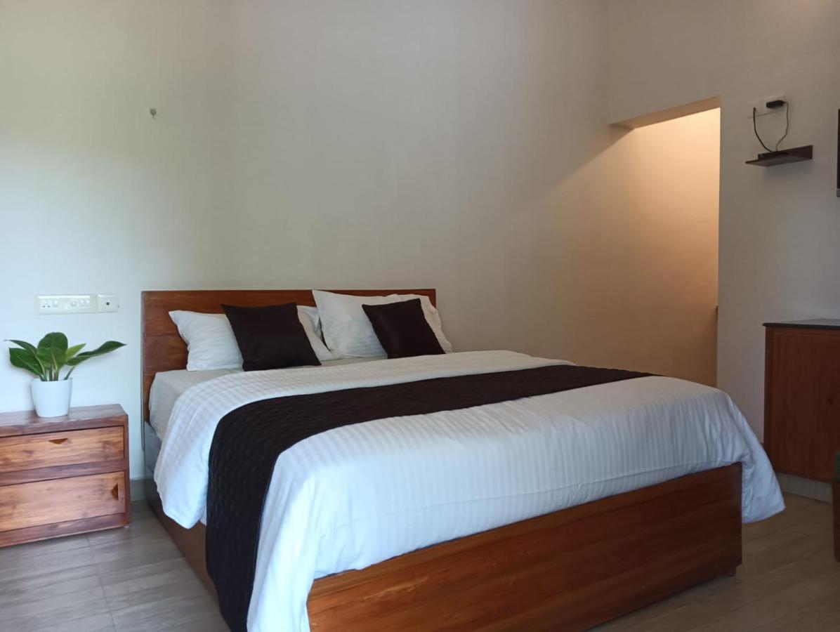 Double Room with Balcony and Sea View