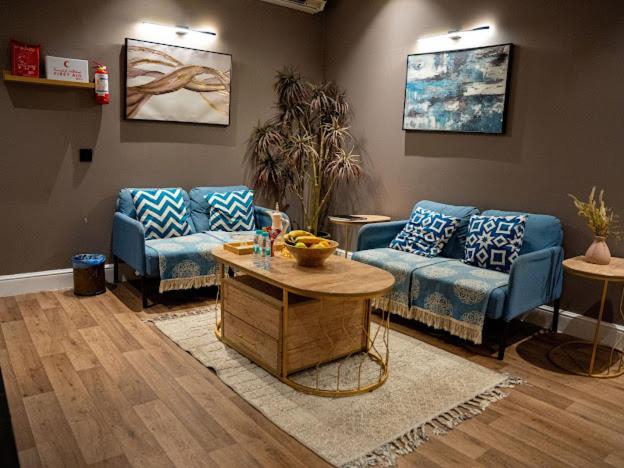 شقة فندقية غرفتين وصالة - Bed and Breakfast Al Madīnah