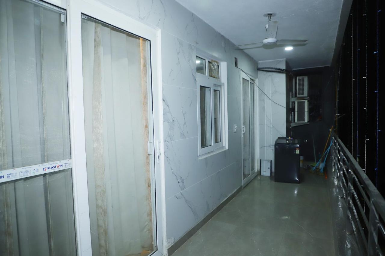 Stella Homestay- Near Yashobhoomi - B&B New Delhi