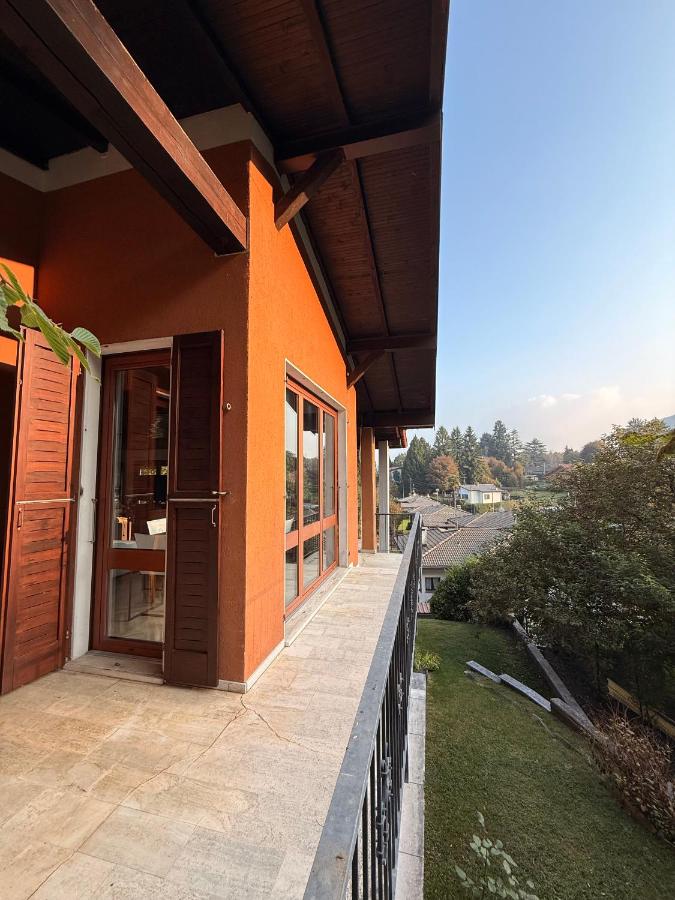 Casa Betulla - Ferienwohnung Brusimpiano