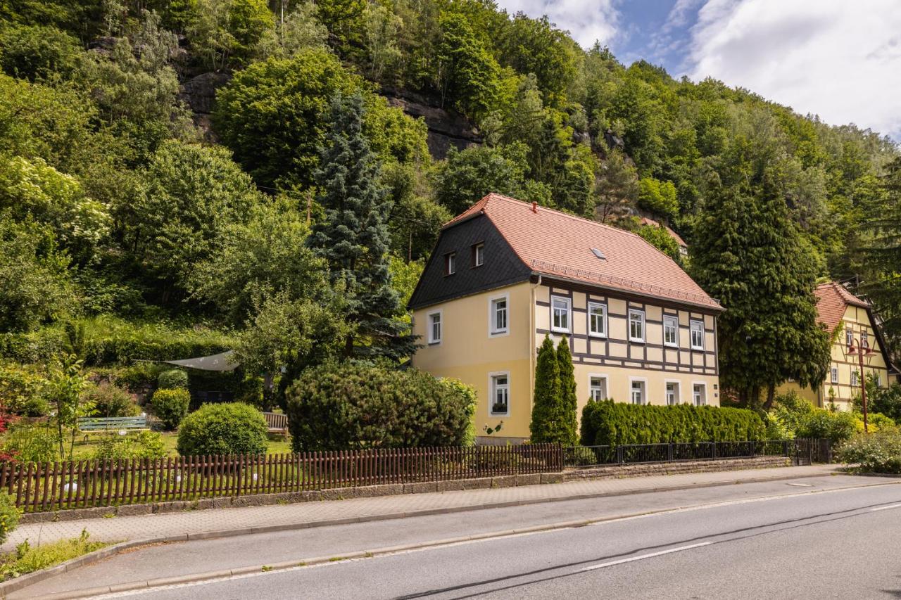 Ferienhaus Elbufer 83 - B&B Bad Schandau