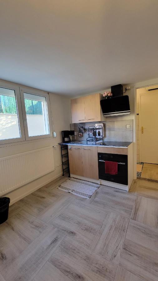 Studio indépendant tout équipé chez l'habitant - B&B Saint-Cyr-en-Val