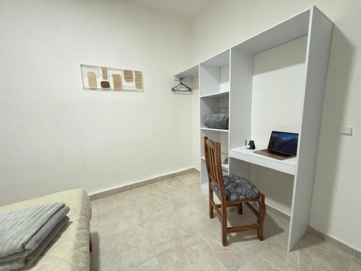 Camera Singola con Bagno in Comune