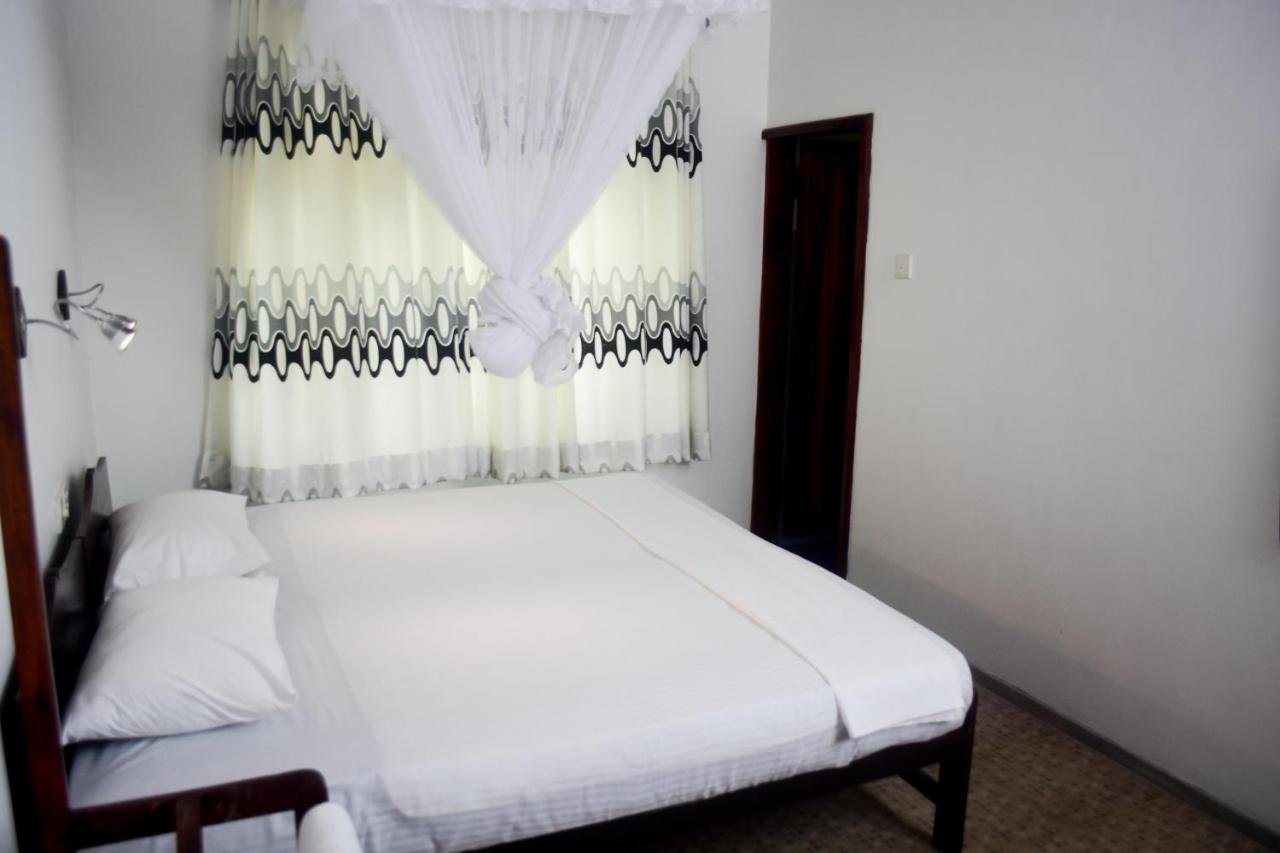My Place Hikkaduwa - B&B